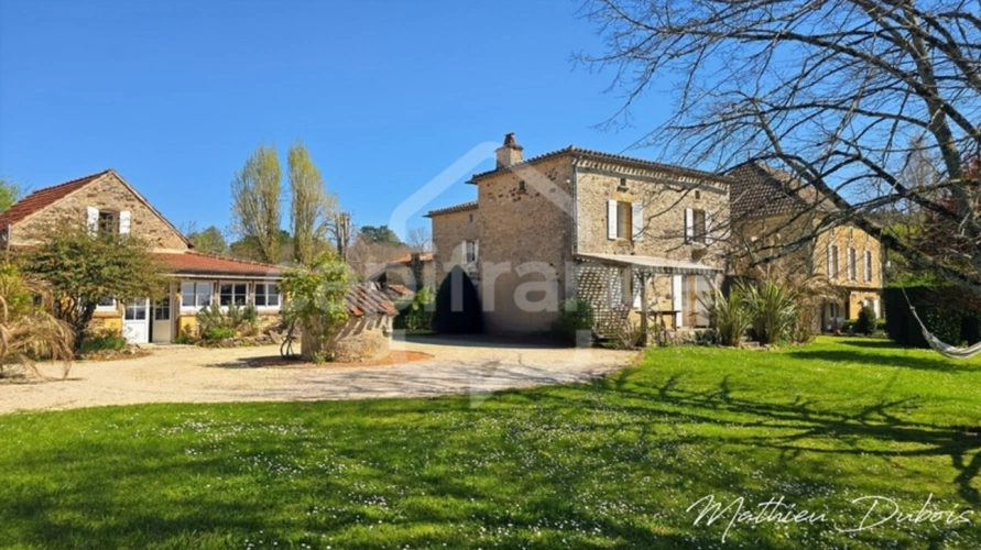 Photos 20 - Touristique - Domaine en hameau privé avec activité touristique - Cadre d’exception entre Lot et Dordogne