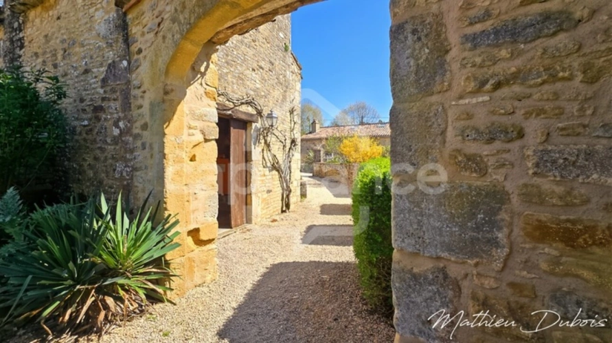 Photos 21 - Touristique - Domaine en hameau privé avec activité touristique - Cadre d’exception entre Lot et Dordogne