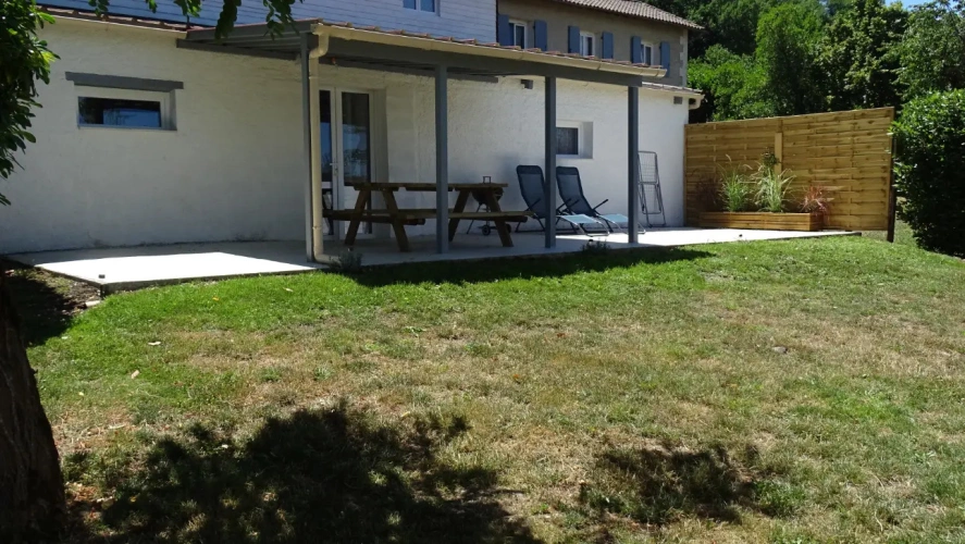 Photos 2 - Touristique - Domaine touristique avec gîtes en activité - Périgueux -  Dordogne