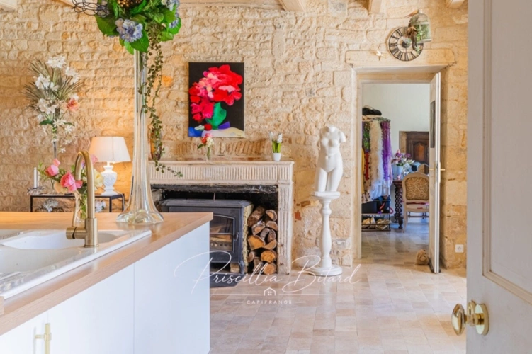 Photos 6 - Prestige - Propriété de caractère dans un écrin de verdure, proche de La Rochelle