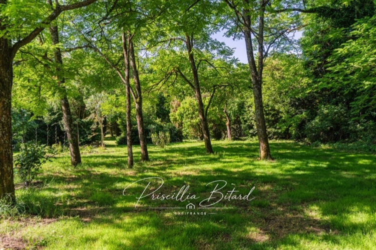 Photos 10 - Prestige - Propriété de caractère dans un écrin de verdure, proche de La Rochelle