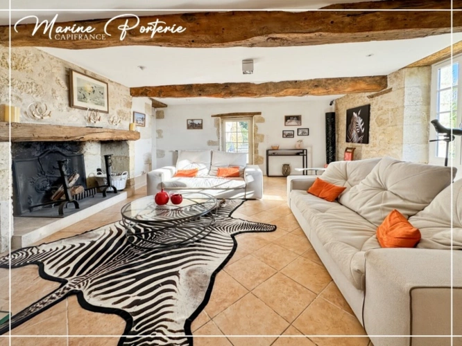 Photos 8 - Rurale - Propriété de charme en pierre – volumes exceptionnels – piscine – vue dégagée – proche Auch