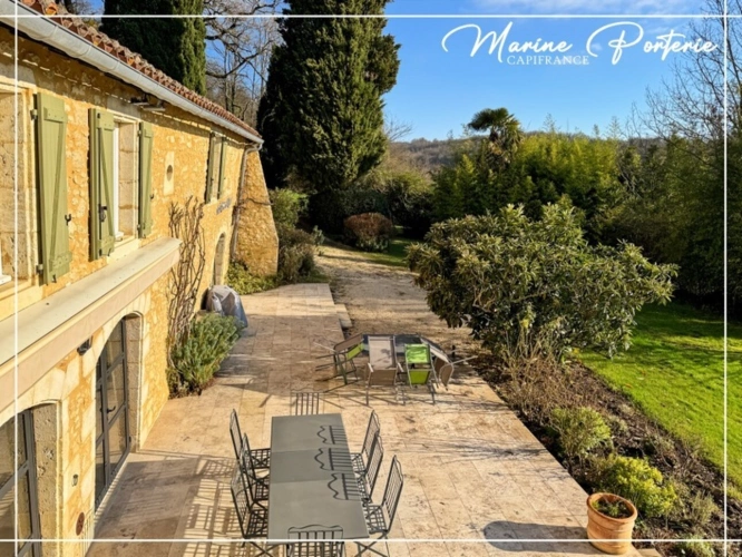 Photos 24 - Rurale - Propriété de charme en pierre – volumes exceptionnels – piscine – vue dégagée – proche Auch