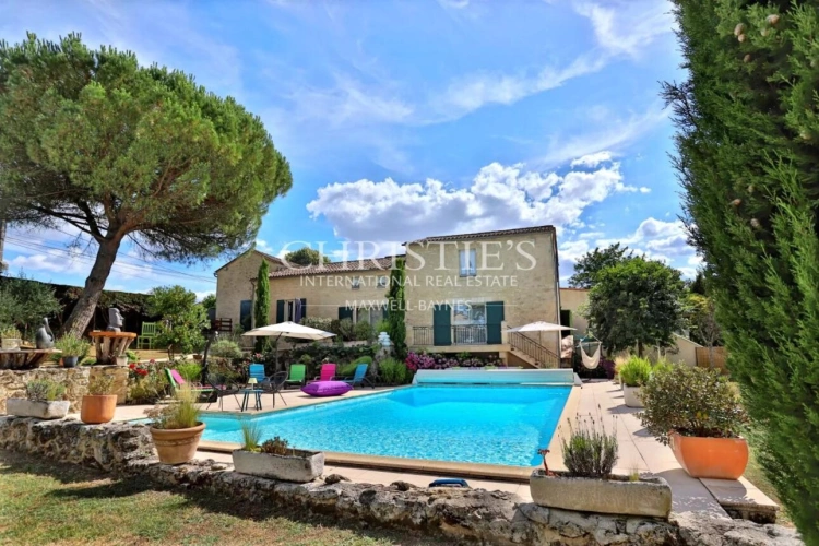 Photos 2 - Prestige - Propriété très bien entretenue : un grand gîte, deux chambres d’hôtes et une maison principale. À 15 minutes de Saint-Émilion