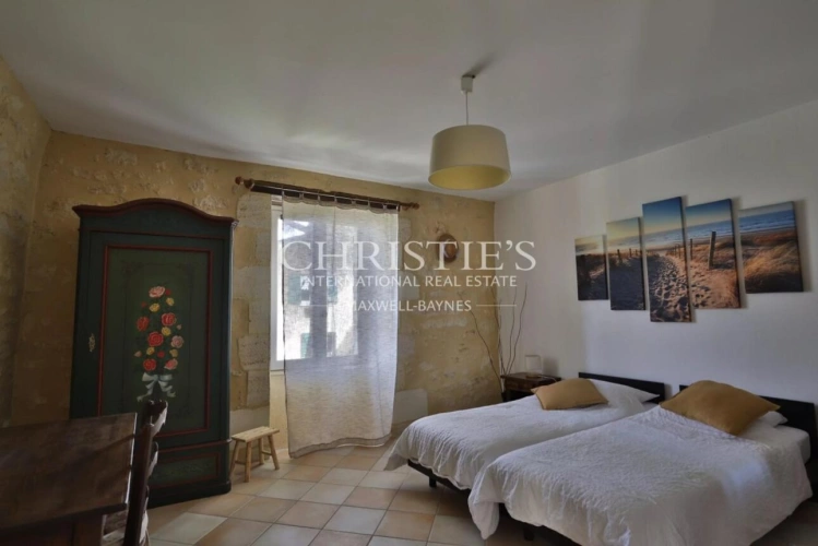 Photos 16 - Prestige - Propriété très bien entretenue : un grand gîte, deux chambres d’hôtes et une maison principale. À 15 minutes de Saint-Émilion