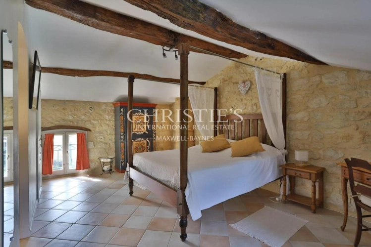 Photos 19 - Prestige - Propriété très bien entretenue : un grand gîte, deux chambres d’hôtes et une maison principale. À 15 minutes de Saint-Émilion