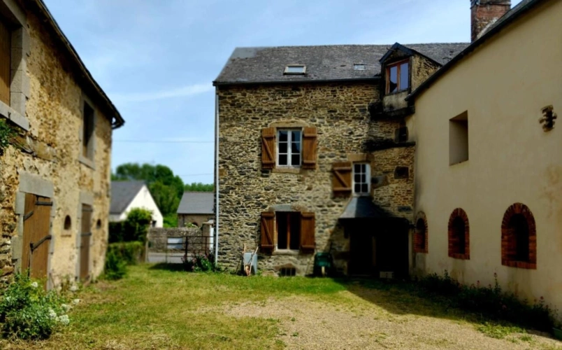 Photos 28 - Équestre - Propriété , maison dépendances et sur 1.9 hectare de terrain