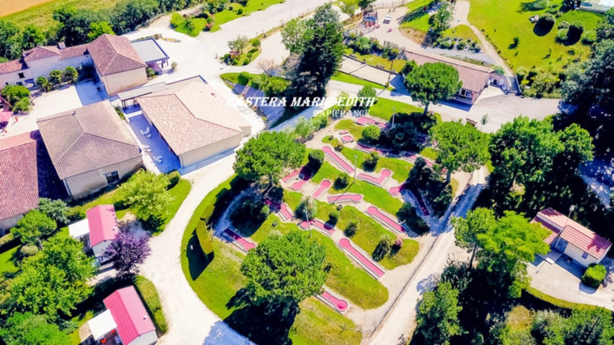 Photos 20 - Prestige - MAGNIFIQUE DOMAINE  à vendre 39 pièces AUCH (32)  sur 4,5 hectares