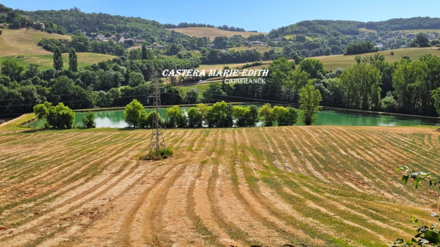 Photos 32 - Prestige - MAGNIFIQUE DOMAINE  à vendre 39 pièces AUCH (32)  sur 4,5 hectares