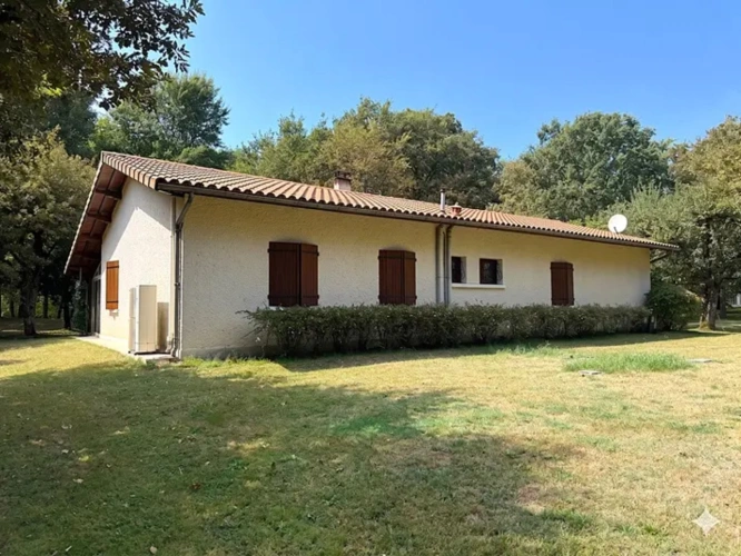 Photos 2 - Équestre - Propriété de 3 hectares d'un seul tenant