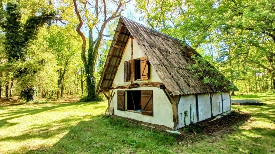 Photos 8 - Touristique - Propriété de caractère sur 4 hectares - 3 dépendances, étang