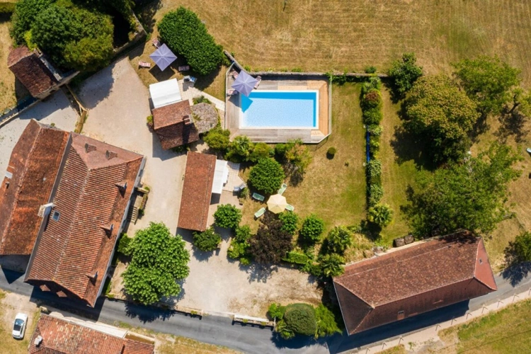 Photos 9 - Prestige - Propriété Quercynoise d'Exception avec Gîtes, Piscine et Grange sur les hauteurs de Saint-Céré