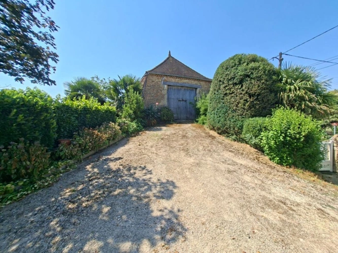 Photos 12 - Prestige - Propriété Quercynoise d'Exception avec Gîtes, Piscine et Grange sur les hauteurs de Saint-Céré