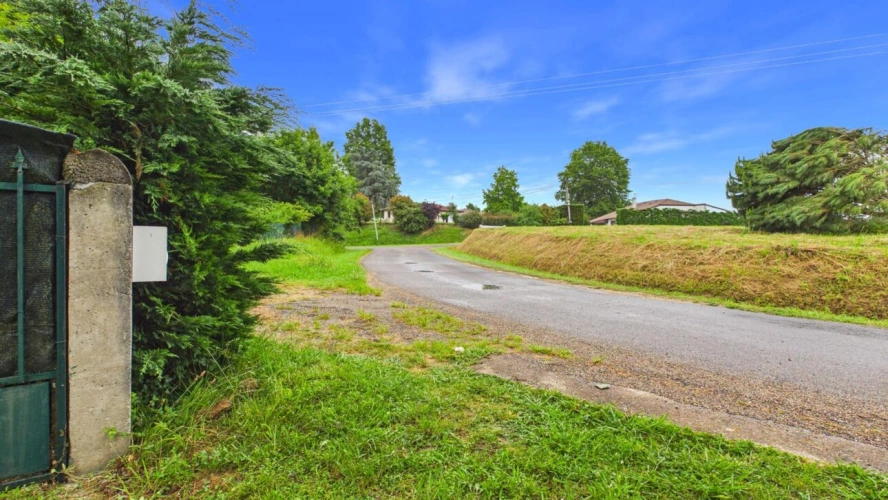 Photos 14 - Forestière - Terrain constructible de 2 244 m² avec forêt de 2 hectares