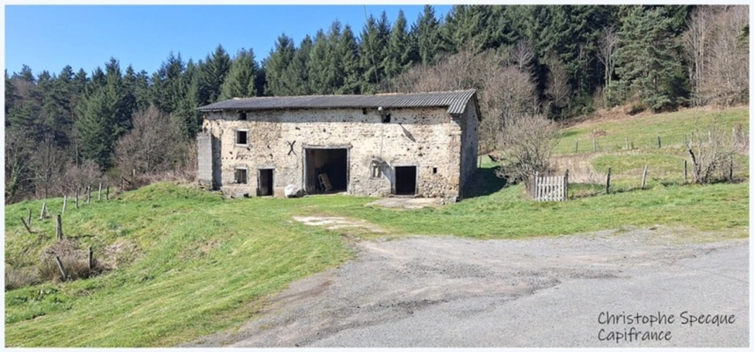 Photos 2 - Rurale - Grange à vendre  CHABRELOCHE (63)