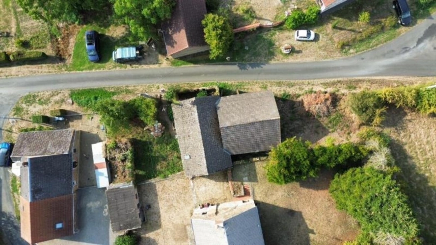 Photos 1 - Rurale - Authentique maison en pierres 180 m² - Investisseurs ou amoureux de rénovation - LIGNEROLLES (36)