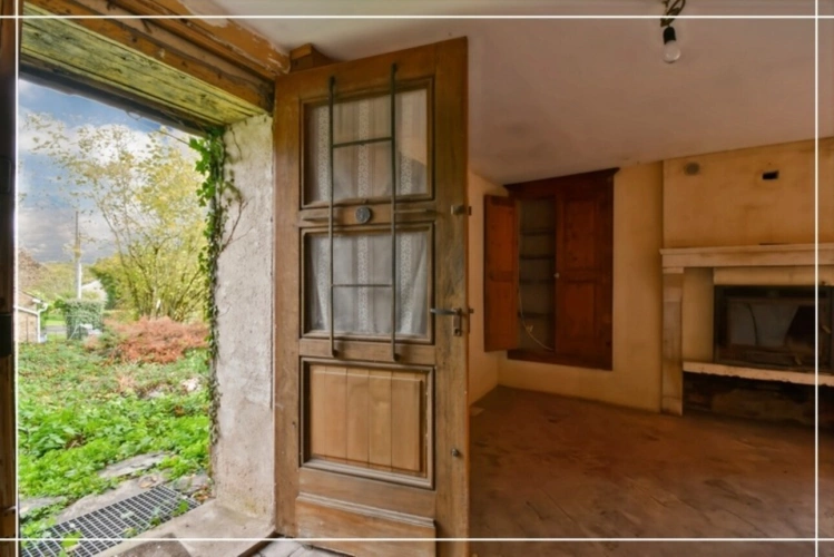 Photos 4 - Rurale - Authentique maison en pierres 180 m² - Investisseurs ou amoureux de rénovation - LIGNEROLLES (36)