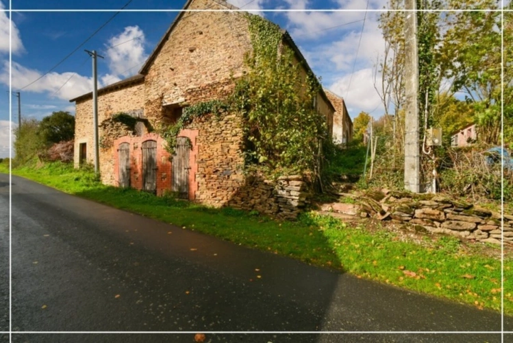 Photos 7 - Rurale - Authentique maison en pierres 180 m² - Investisseurs ou amoureux de rénovation - LIGNEROLLES (36)