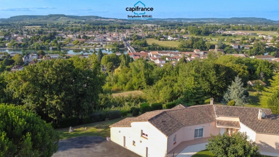 Photos 1 - Prestige - Propriete à vendre 6 pièces PENNE D'AGENAIS (47) Maison de 175m2 habitables + sous-sol sur 5245m2 de terrain