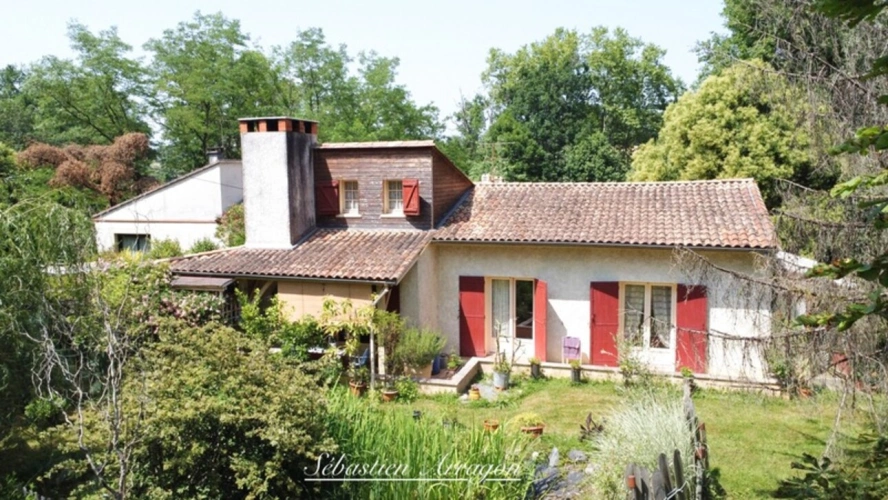 Photos 3 - Touristique - Propriete à vendre 5 pièces et deux appartement VILLENEUVE SUR LOT (47)