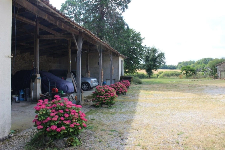 Photos 4 - Equestrian - Two big renovated houses and a studio, on 14 hectares.