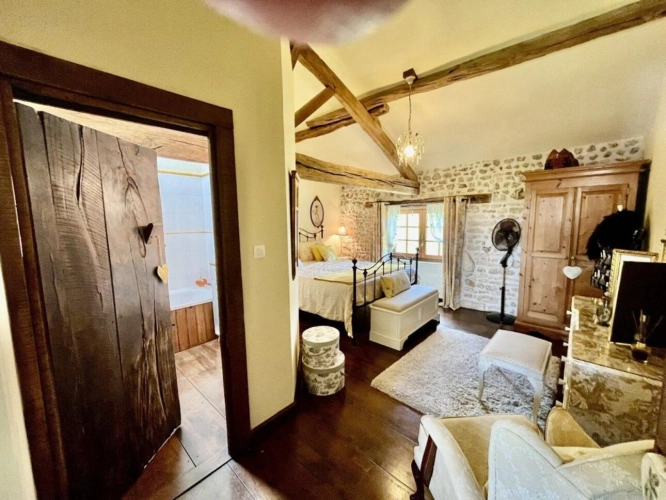 Photos 15 - Equestrian - Two big renovated houses and a studio, on 14 hectares.