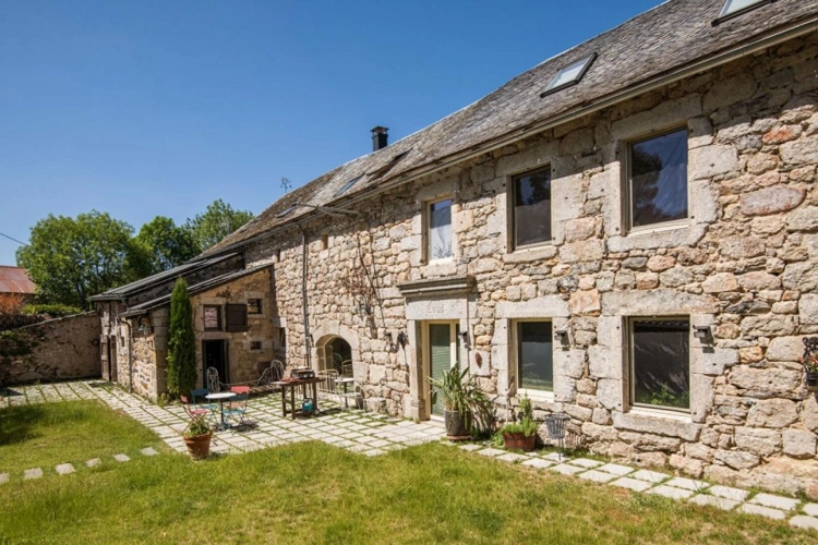 Photos 4 - Rurale - Corps de ferme restauré - Idéal gîtes ou grande famille - Proche Laguiole