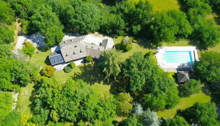 Photos 1 - Rurale - VILLA T5 + terrain 6365 m² + piscine int et ext