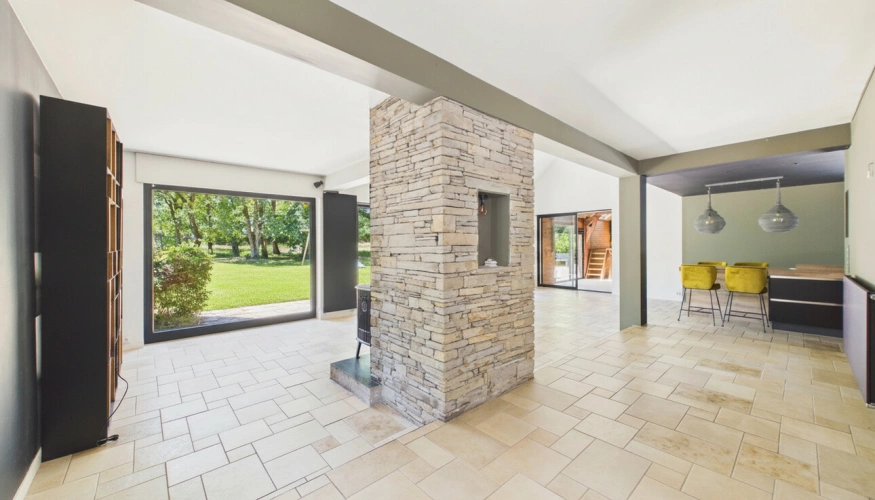 Photos 9 - Rurale - VILLA T5 + terrain 6365 m² + piscine int et ext