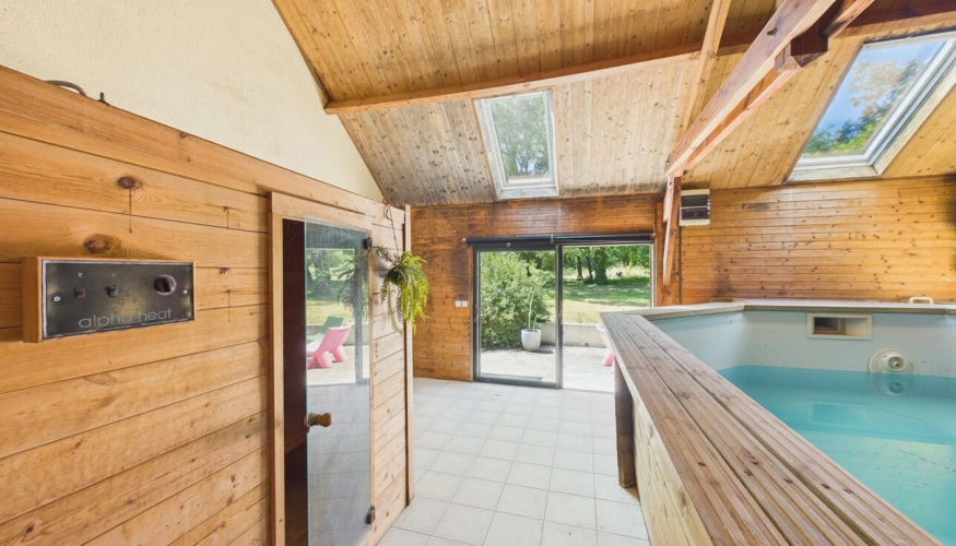 Photos 16 - Rurale - VILLA T5 + terrain 6365 m² + piscine int et ext