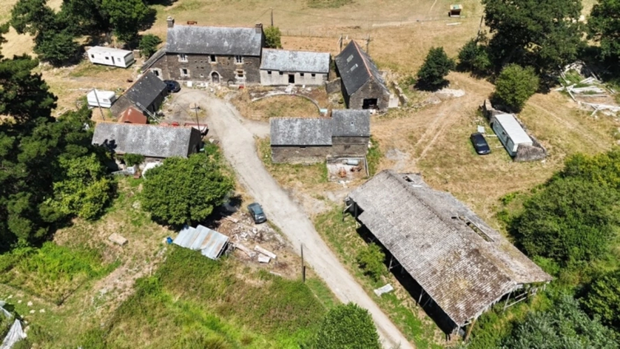 Photos 2 - Rurale - EXCLUSIVITÉ - Propriété à vendre 12 pièces CARHAIX PLOUGUER (29)