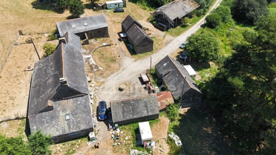 Photos 3 - Rurale - EXCLUSIVITÉ - Propriété à vendre 12 pièces CARHAIX PLOUGUER (29)
