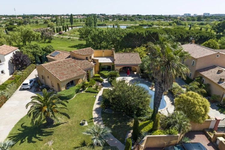 Photos 1 - Prestige - Belle Propriété atypique 207m² piscine Saint-Cyprien- 66750