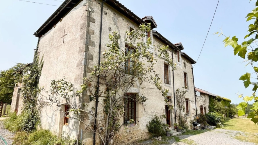 Photos 1 - Équestre - Maison de 6 chambres avec gîte de 2 chambres, 14 hectares de pâturages et bois