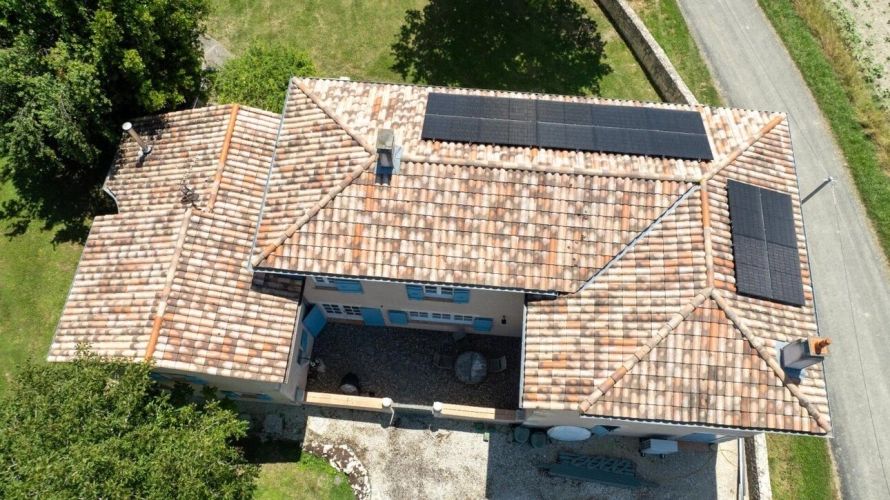 Photos 18 - Rurale - MAISON DE CAMPAGNE SPACIEUSE AVEC PISCINE ET VUES DEGAGEES