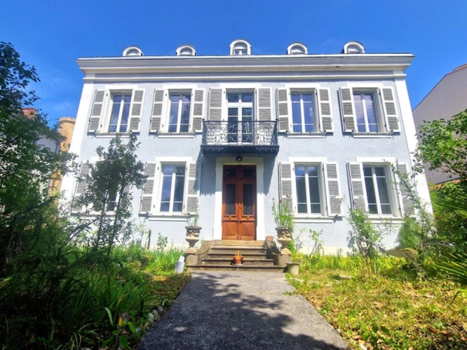 Photos 2 - Prestige - Maison de caractère restaurée avec jardin et garage