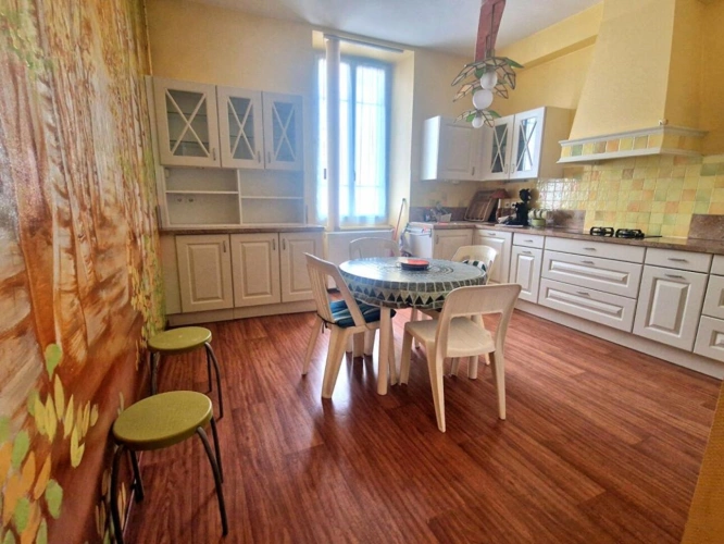 Photos 10 - Prestige - Maison de caractère restaurée avec jardin et garage