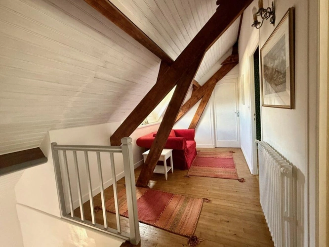 Photos 13 - Touristique - Élégante propriété de village avec 2 gîtes et superbe piscine creusée