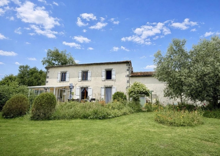 Photos 1 - Rurale - Propriété de campagne élégante et spacieuse avec 1,7 ha