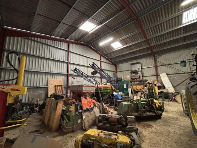 Photos 11 - Rurale - Maison moderne construite en 2018 sur 1,7 hectare avec grand hangar de 372 m²