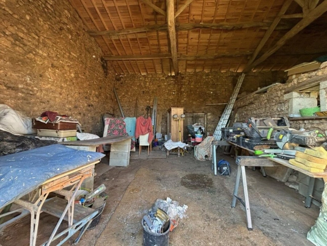 Photos 11 - Rurale - Propriété de caractère avec potentiel de rénovation