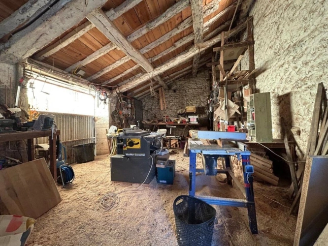 Photos 12 - Rurale - Propriété de caractère avec potentiel de rénovation