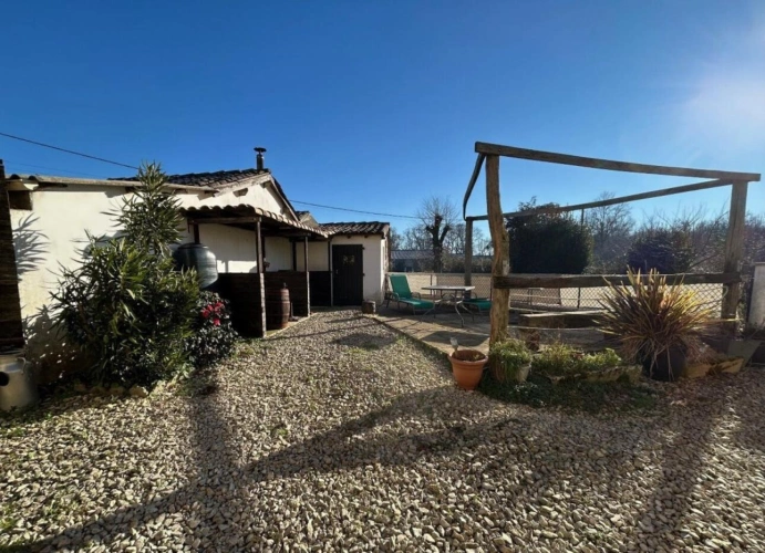 Photos 2 - Rurale - Propriété de caractère avec potentiel de rénovation