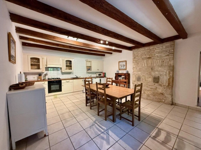 Photos 4 - Touristique - Magnifique corps de ferme avec gîte et potentiel de revenus prouvé