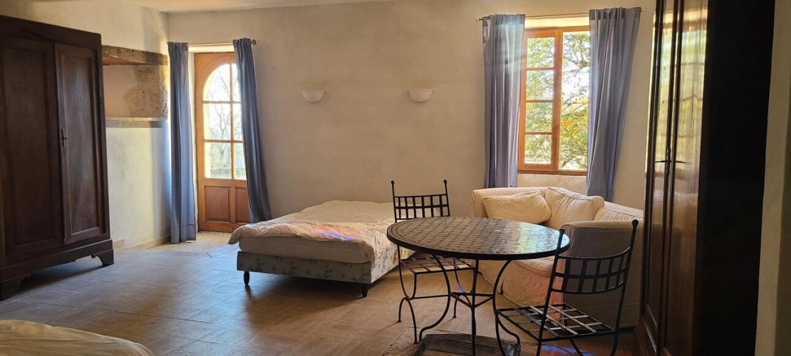 Photos 5 - Prestige - Projet famillial ou exploitation de gîte possible, pour ce très beau hameau à proximité de Roquecor
