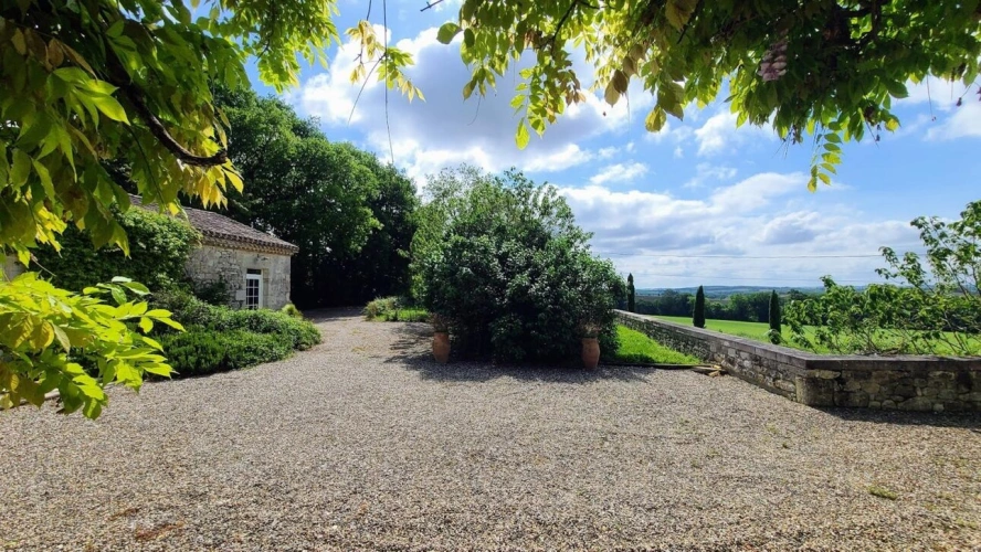 Photos 1 - Touristique - Un art de vivre à la Française - Demeure de Famille ou Chambres d'hôtes
