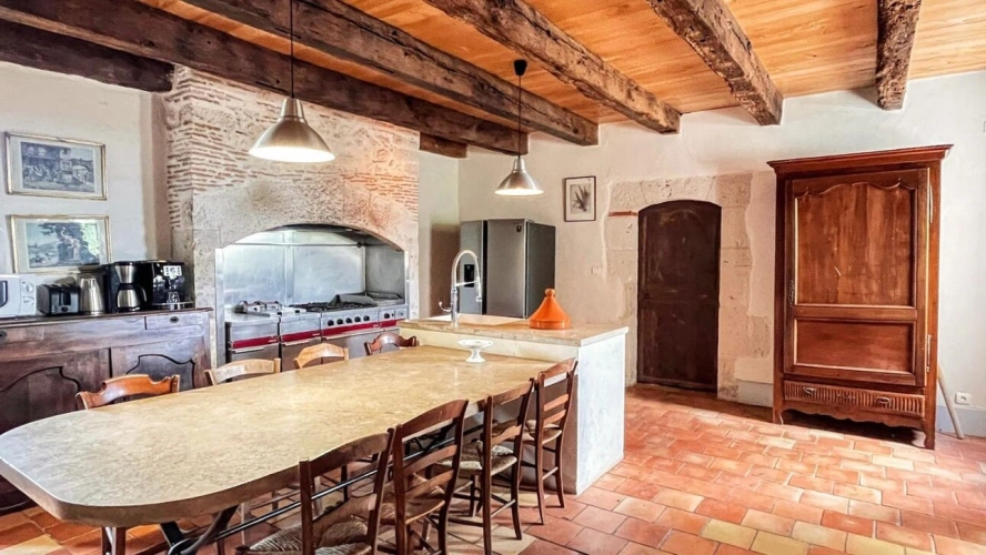 Photos 4 - Touristique - Un art de vivre à la Française - Demeure de Famille ou Chambres d'hôtes
