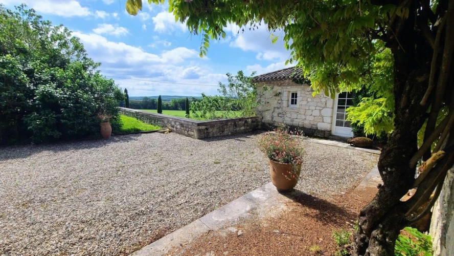 Photos 8 - Touristique - Un art de vivre à la Française - Demeure de Famille ou Chambres d'hôtes