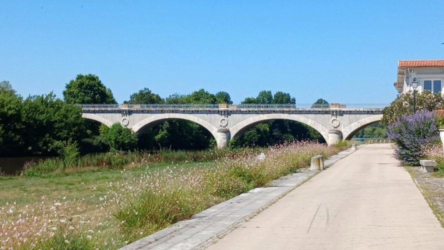 Photos 16 - Prestige - Héritage et élégance : propriété fortifiée au coeur des Landes
