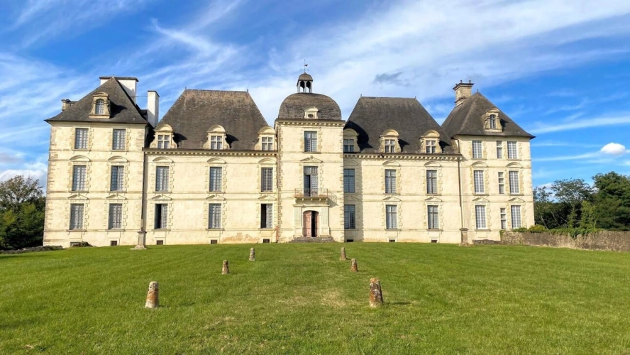 Photos 2 - Prestigious - Feudal castle in the heart of the Landes on 3.5 hectares